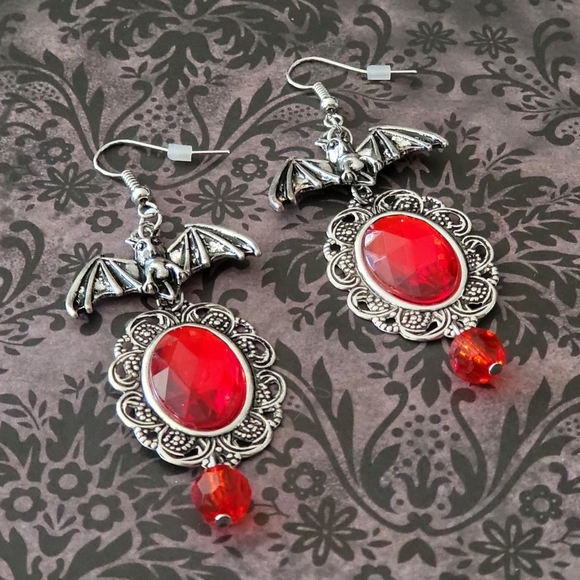 Bat Earrings - Picture 3 of 3